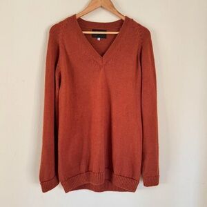 100% Alpaca Fleece Orange Sweater VNeck Mens Sz L Minimalist Quietluxury classic